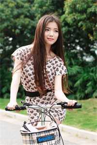 觊觎她