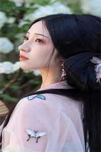 我家香炉通古代，富养美娇女帝