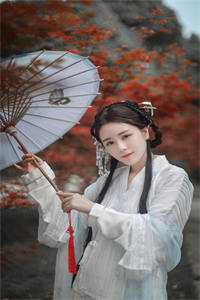 小魔女误闯末世，丧尸也要靠边站
