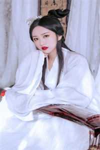 左勾拳，右勾拳