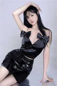 世子别求了，她已改名换姓