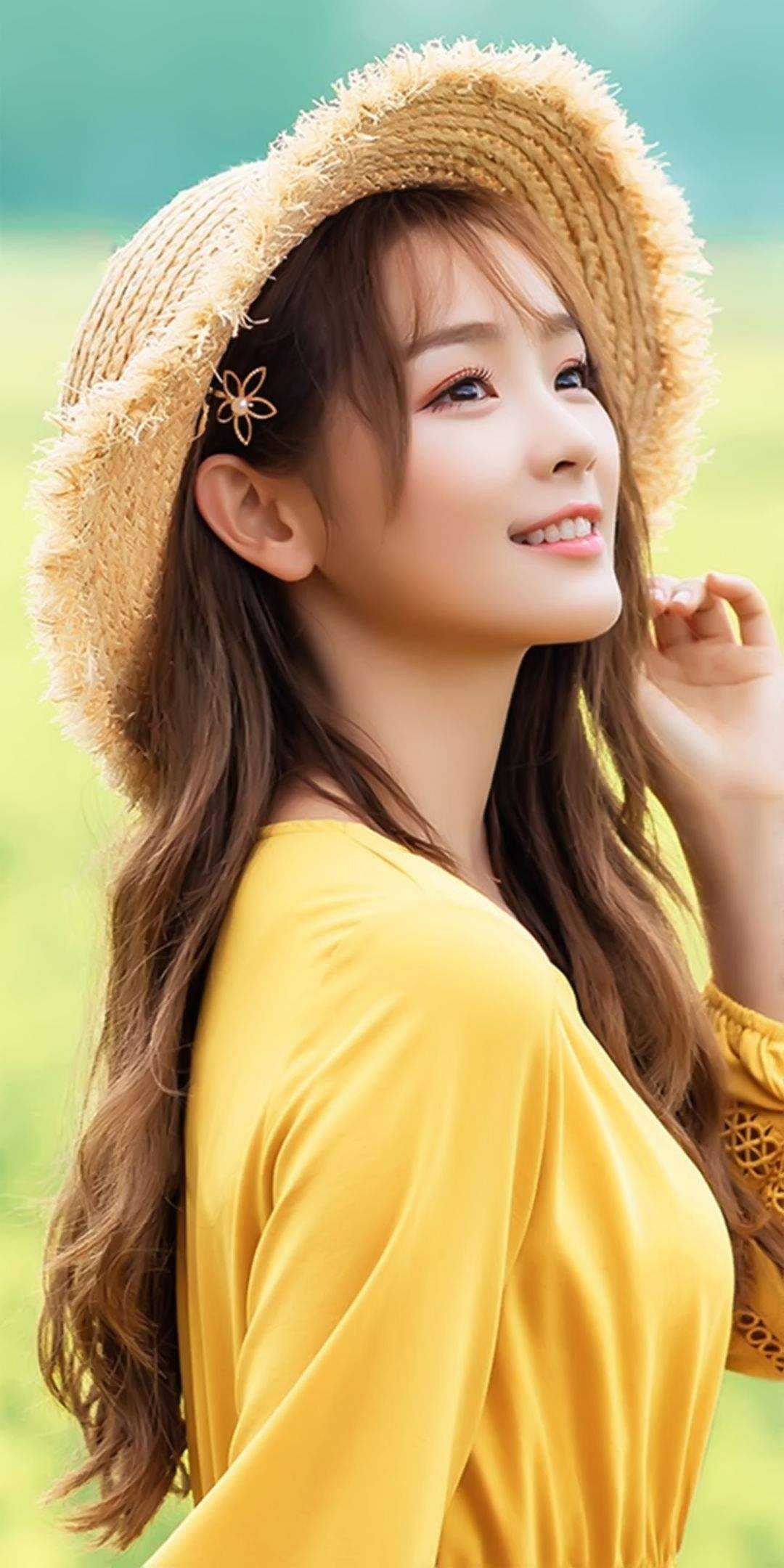 大婚当日，病娇大佬撕婚书囚我入怀