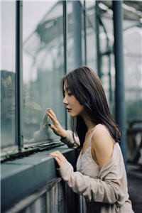 弟弟偷东西被我发现后