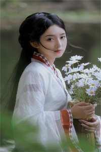 山村改造十年，我乖了他却疯了
