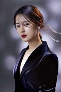女友劈腿后，我成了首富继承人