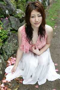 顶流隐婚：热搜夫妇的契约沦陷