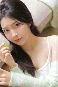 酒吧女歌手的复仇，渣男跪求原谅