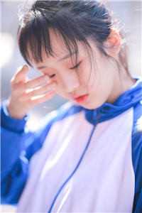 我和爱雌竞的闺蜜嫁进一家