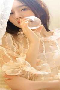 一睁眼，翡翠钞票美女全到我碗里