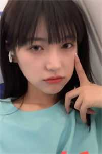 陛下，不好了！娘娘她又去种田了