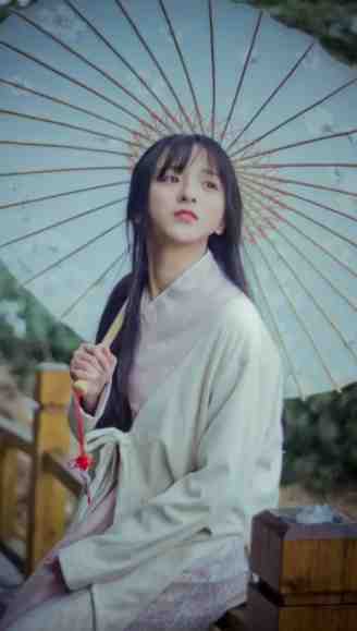 重生后，前妻入狱女儿倒戈