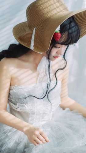 瑶阶夜色凉如水