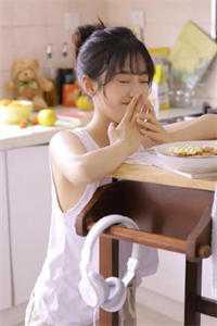 被催眠成恶毒女配后，我成了渣男的舔狗