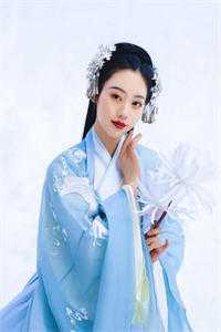 一觉睡醒后，全家都变了