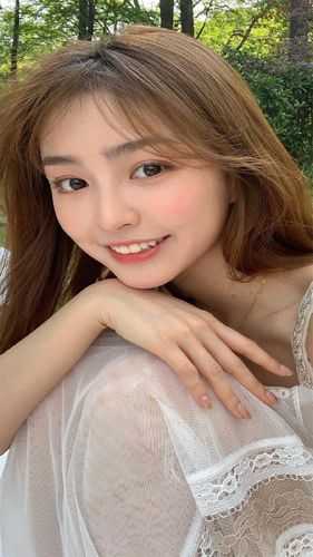 妻子的初恋得了癌症，妻子给他借肚生子