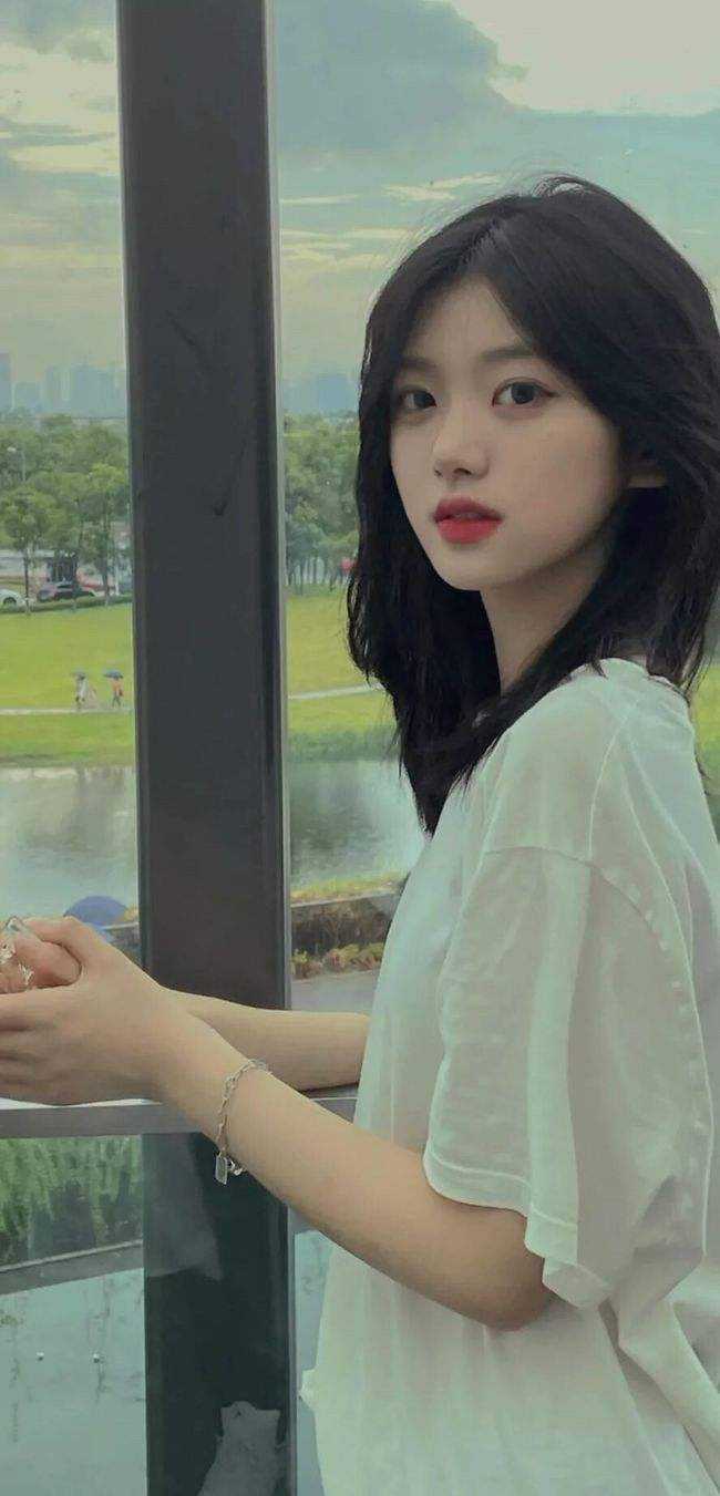 重生救她后，白月光递我刀