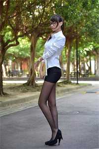 妻子用十根钢钉迎接女儿回家,我不要她了