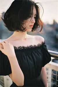 离婚后,我带高冷女总裁荒岛求生