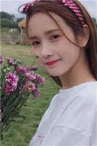 发现男友学妹的疾病互换系统后,我捐献全身器官