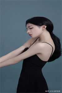我穿百万婚纱,秘书急疯了