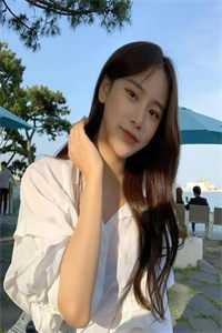 下山躲师姐，被绝色未婚妻拿捏要害