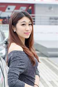 朱弦断,鸾镜缺