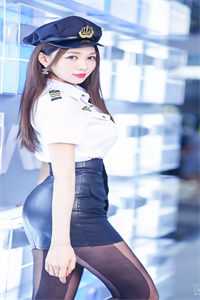 红尘不相伴,一生久别离