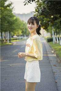 老公和我A4块柠檬水,却给初恋全款买海岛别墅
