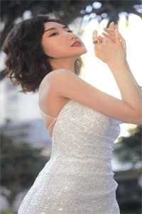 说她虚荣要退婚，真退了他又哭了
