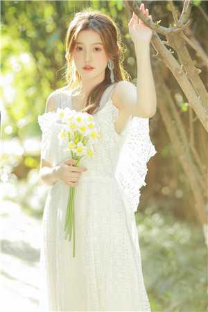 李泽丁洁